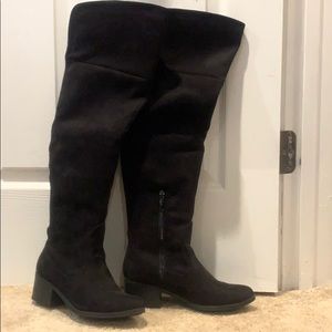 Black knee high boots